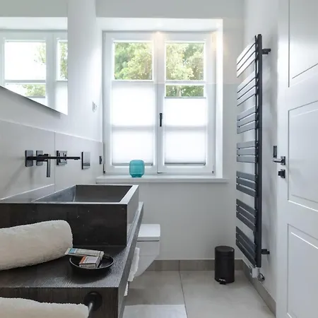 Living Lorens No 7 *